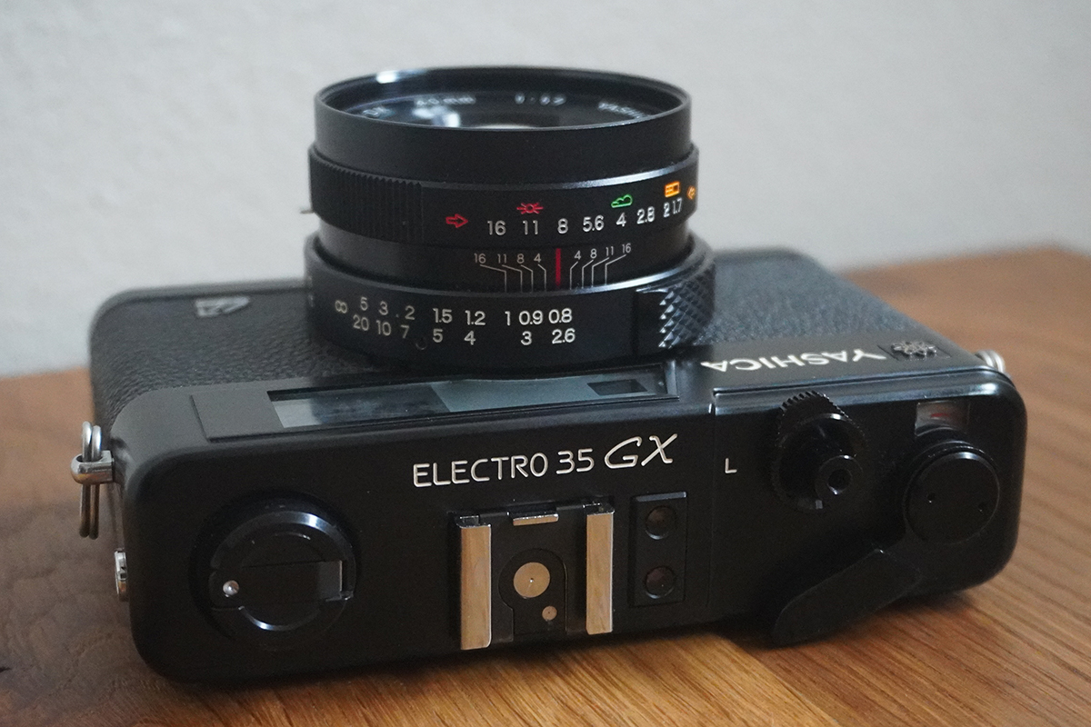 Yashica Electron 35 GX (グリップ付き) 完動美品 Yashica Electron 35 GX (グリップ付き) 完動美品
