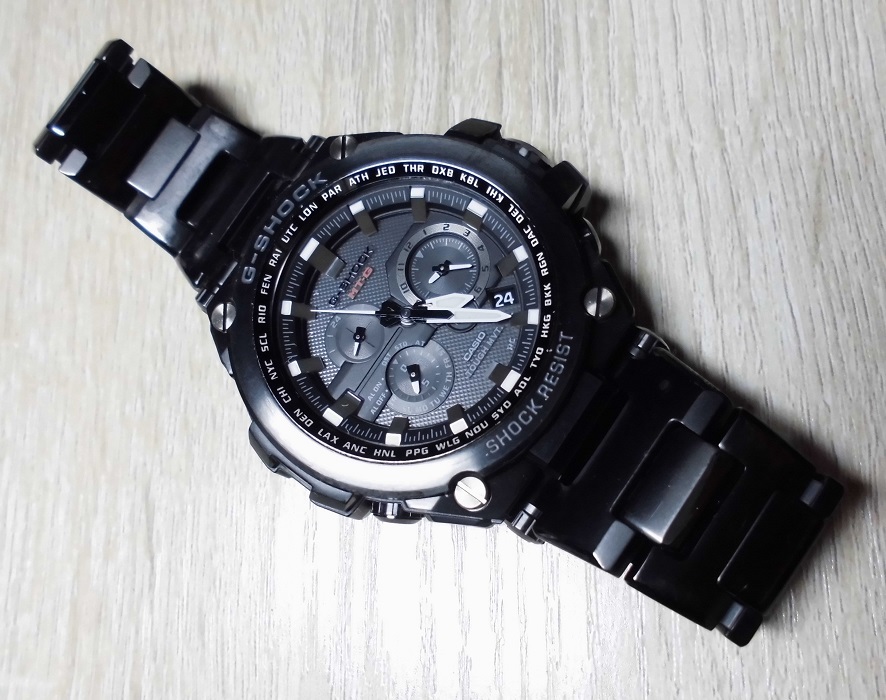 送料３００円～！カシオ Gショック MTG-S1000BD-1AJF 電波ソーラー ブラックメタル トリプルGレジスト コアガード構造 定価１２４２００円_2