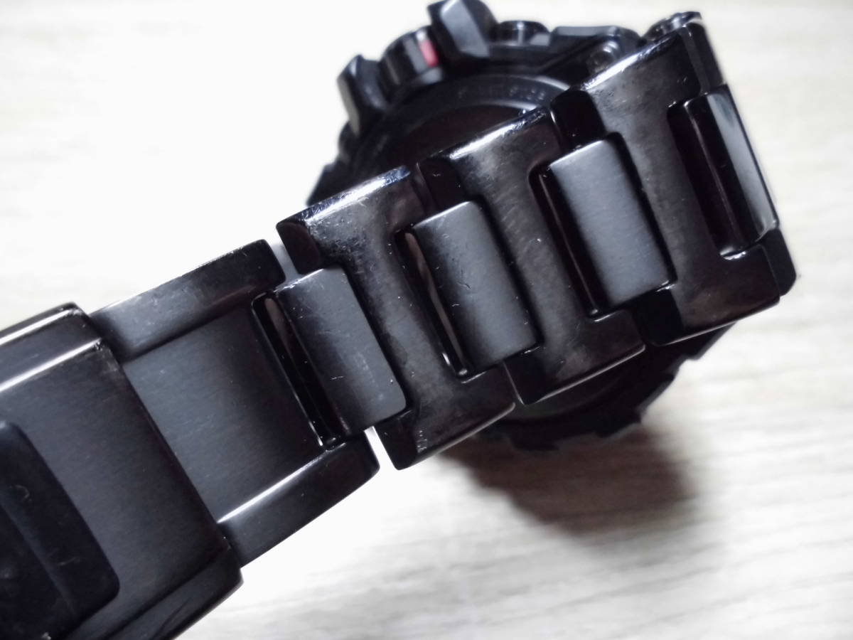 送料３００円～！カシオ Gショック MTG-S1000BD-1AJF 電波ソーラー ブラックメタル トリプルGレジスト コアガード構造 定価１２４２００円_3