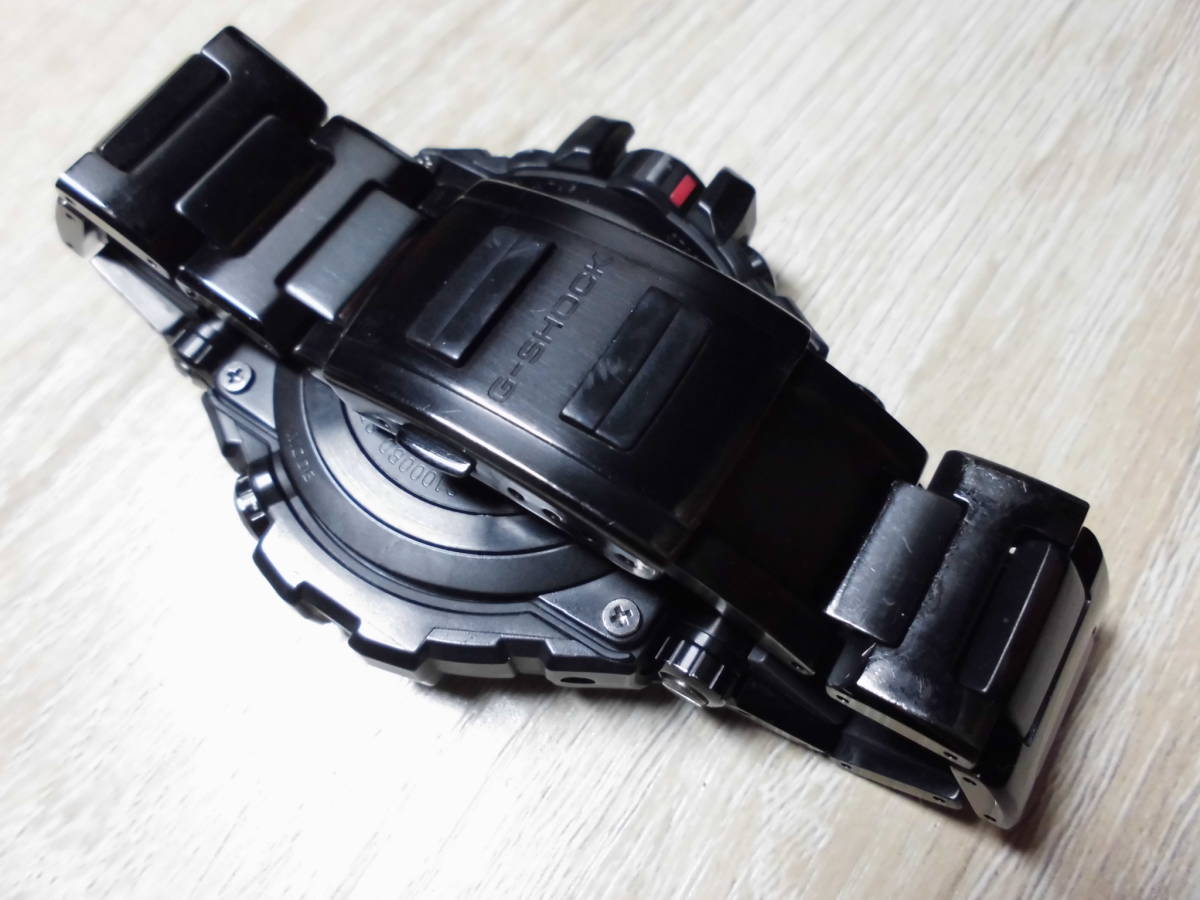 送料３００円～！カシオ Gショック MTG-S1000BD-1AJF 電波ソーラー ブラックメタル トリプルGレジスト コアガード構造 定価１２４２００円_5