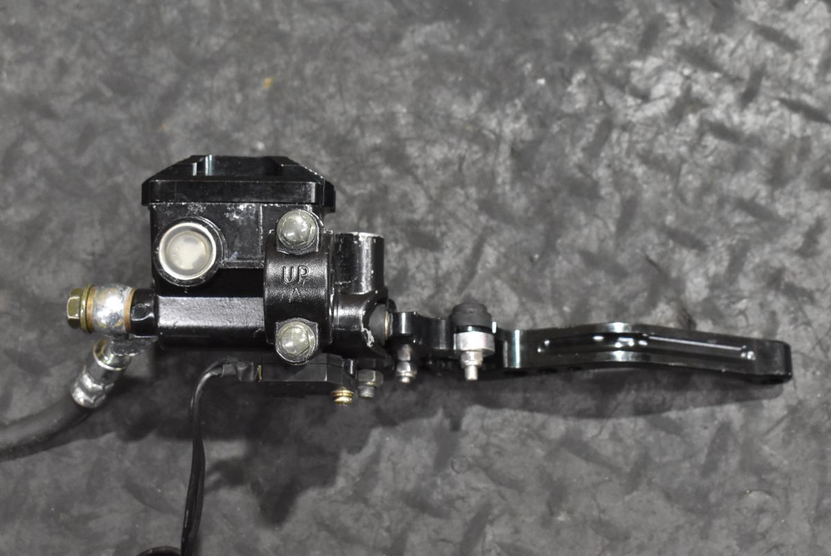 H399 当時物 純正 CB400F フロントブレーキASSY 0302 検) CB500F CB350F CB400F 純正 ホンダ シリンダーヘッド H399 ※NEWタイプ
