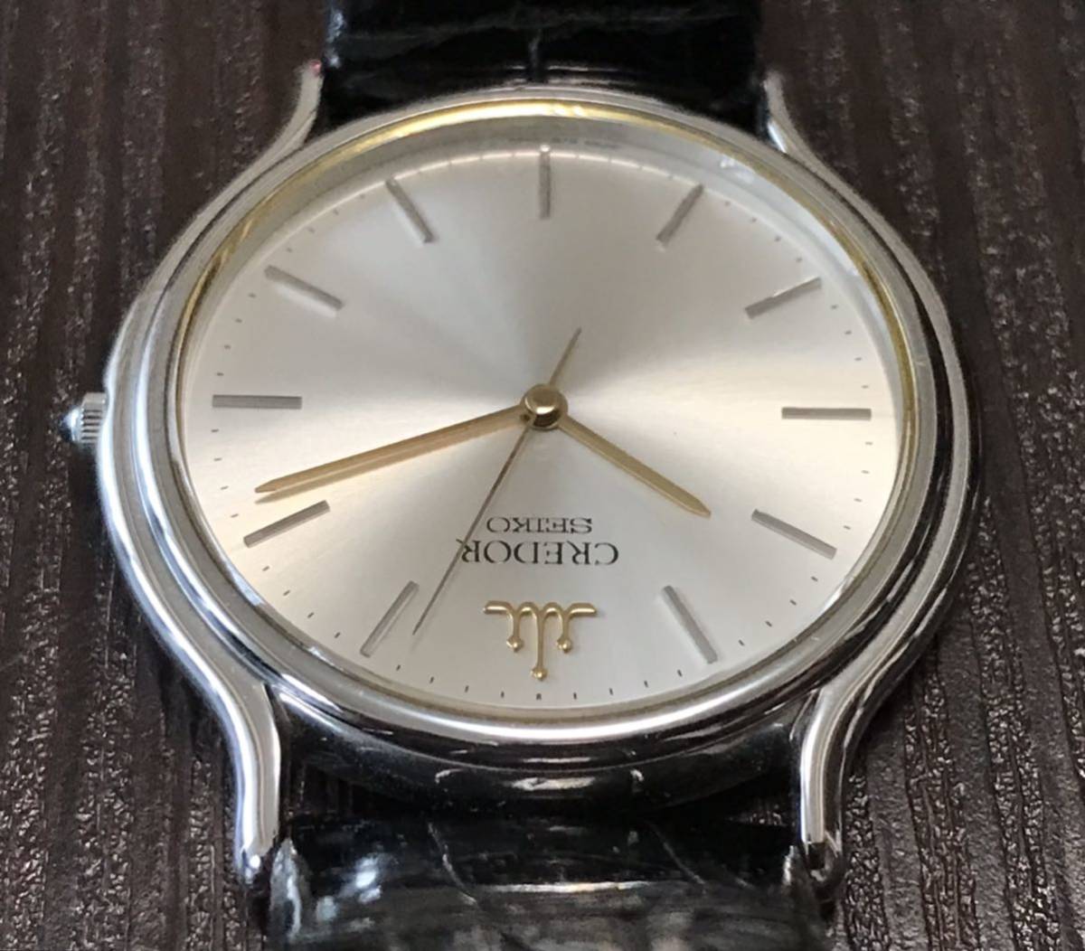 黄金の頂き 「SEIKO CREDOR セイコー クレドール」 シルバー文字盤 