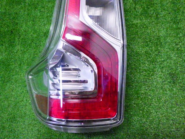 2026年最新Yahoo!オークション デイズ LED 左 純正 ☆美品 テール