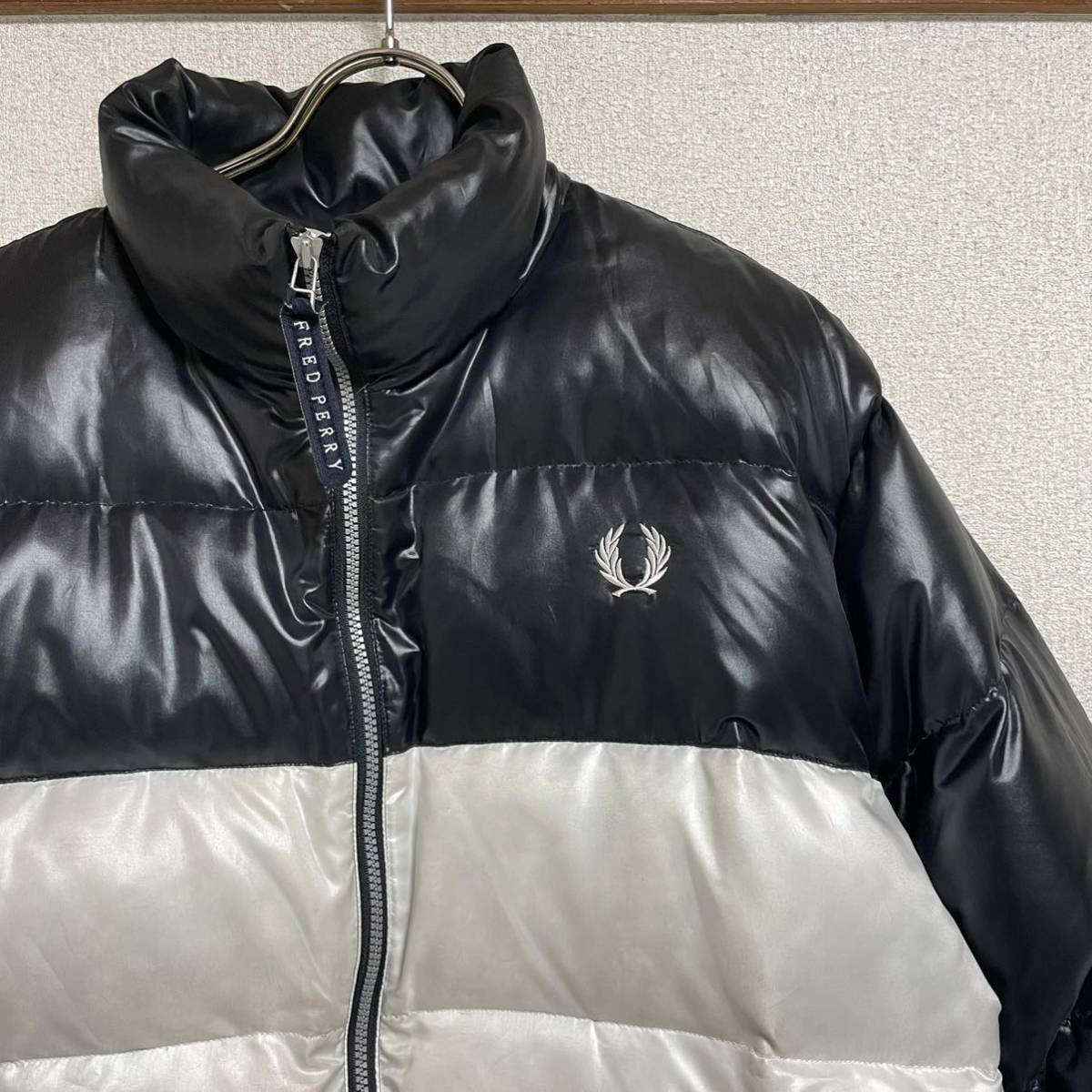 フレッドペリー Fred Perry バイカラーダウンジャケット ポリエステル 