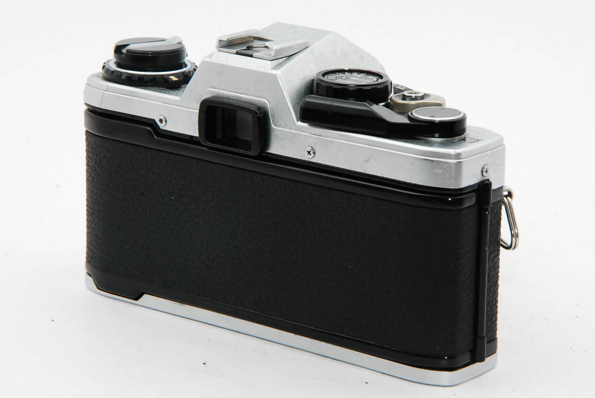 オリンパスOM10 ・OMSYSTEM 1:1.8 f=50mm オリンパスOM10 ・OMSYSTEM 1:1.8 f=50mm Olympus OM-10 Zuiko Auto-S