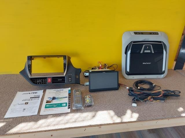 29年 80ヴォクシー ZRR85W 10インチナビ 12.8インチ フリップダウン  