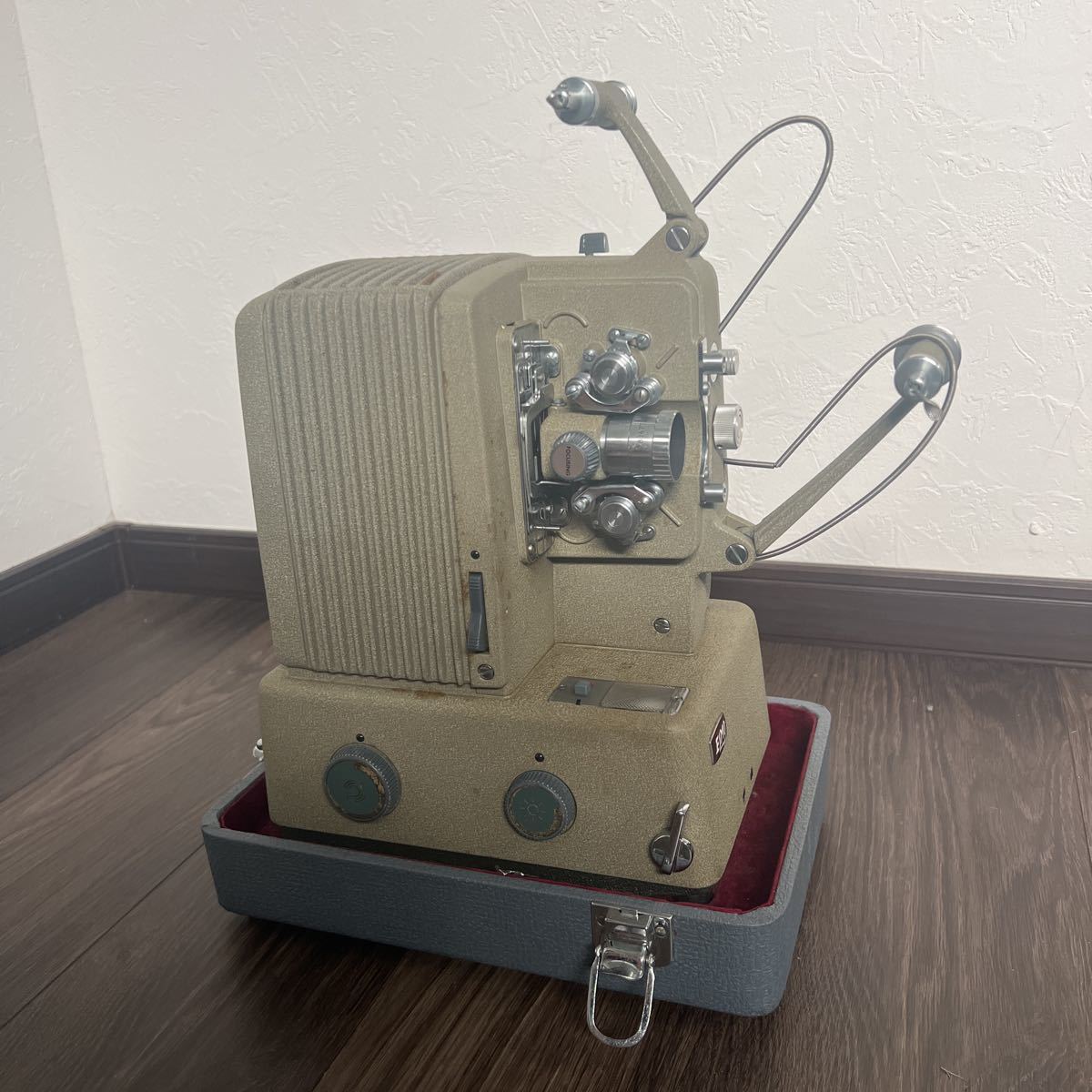放映机，映写機 ，昭和レトロ アンティークELMO F-80 8mm，昭和 放映机，映写機 ，昭和レトロ アンティークELMO F-80 8mm，昭和 8mm
