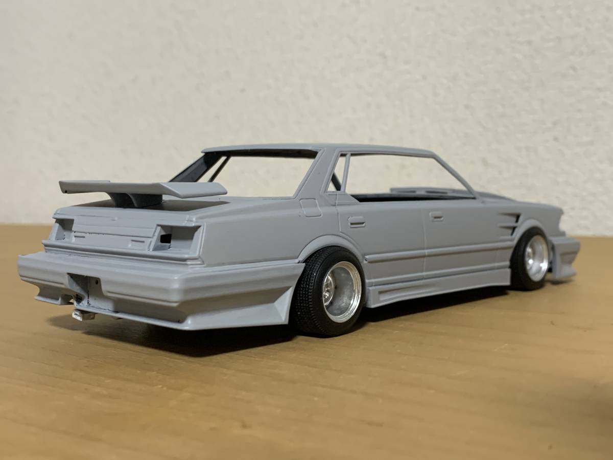 アオシマ 1／24 430セドリック／グロリア Y31フェイス仕様