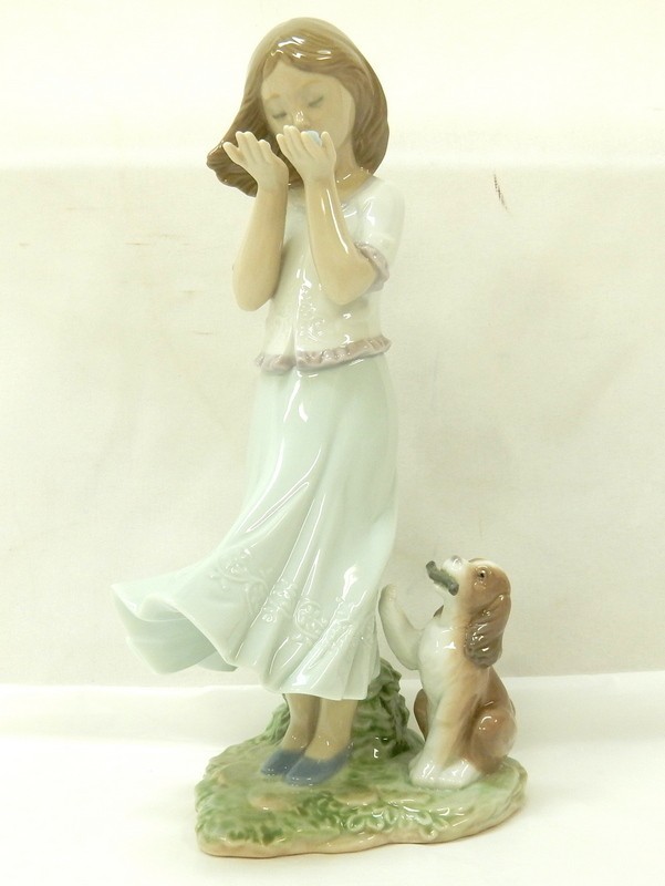 リヤドロ バルコニーの朝 フィギュア 人形 女性 女の子 花 LLADRO