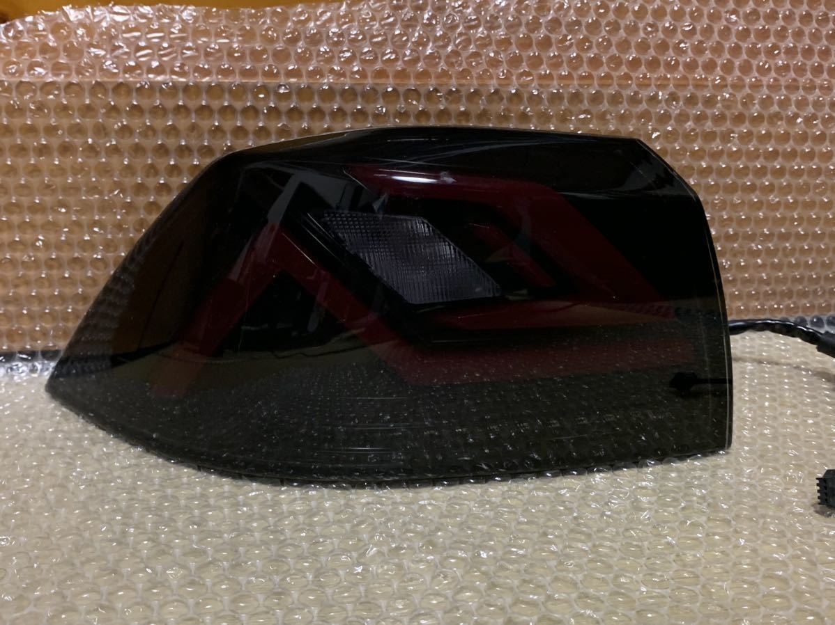 三菱 ランサー エボリューション10 テールランプ 社外 CBA-CZ4A EVO10