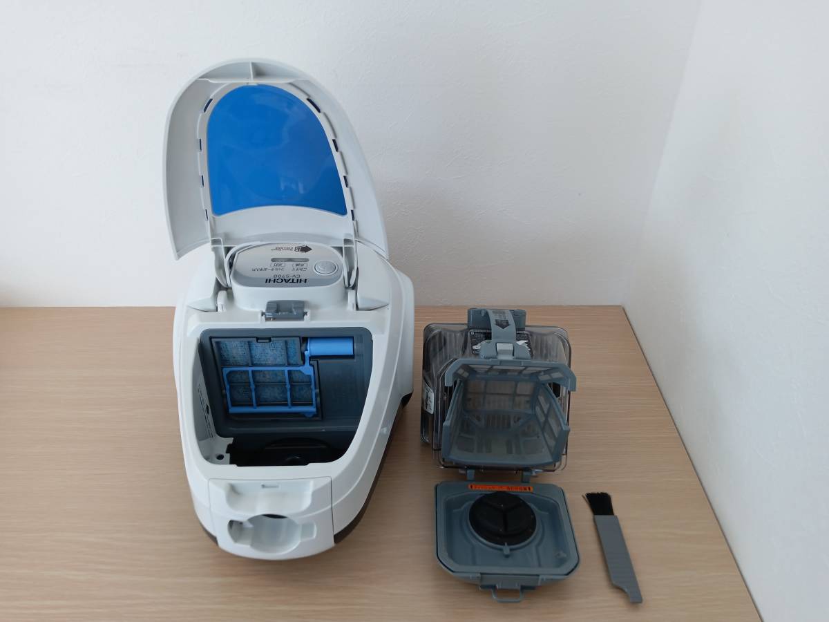 日立 掃除機 CV‑S700 サイクロン式 青 中古 日立 サイクロン式 CV-S700