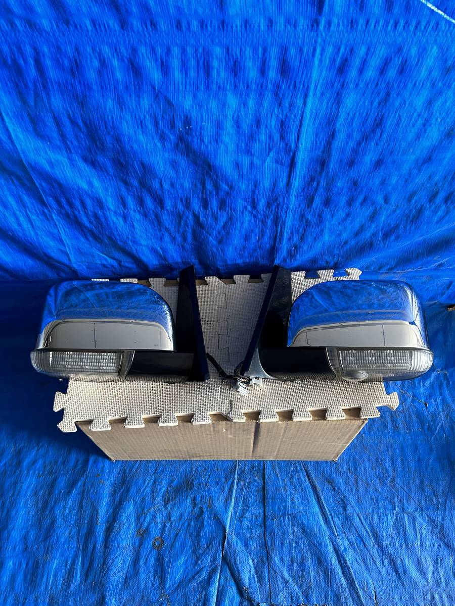 デリカD-5　CV5W　H20年　ドアミラー　左右セット　メッキ　8679　カプラー1個　9ピン　13ピン