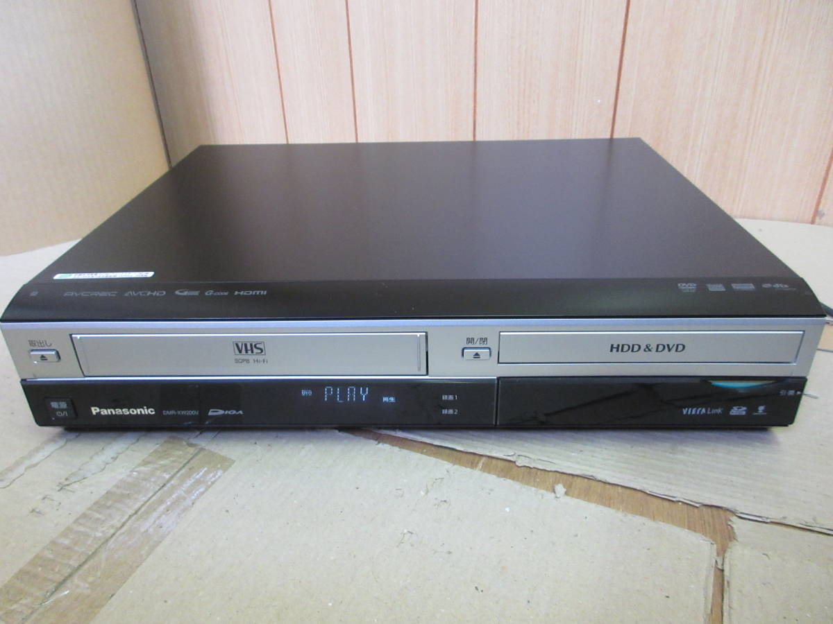 パナソニック DIGA VHS→HDD→DVD が出来るレコーダー(中古) Panasonic/パナソニック HDD/DVD/VHSレコーダー DMR-XW200V 2007年製