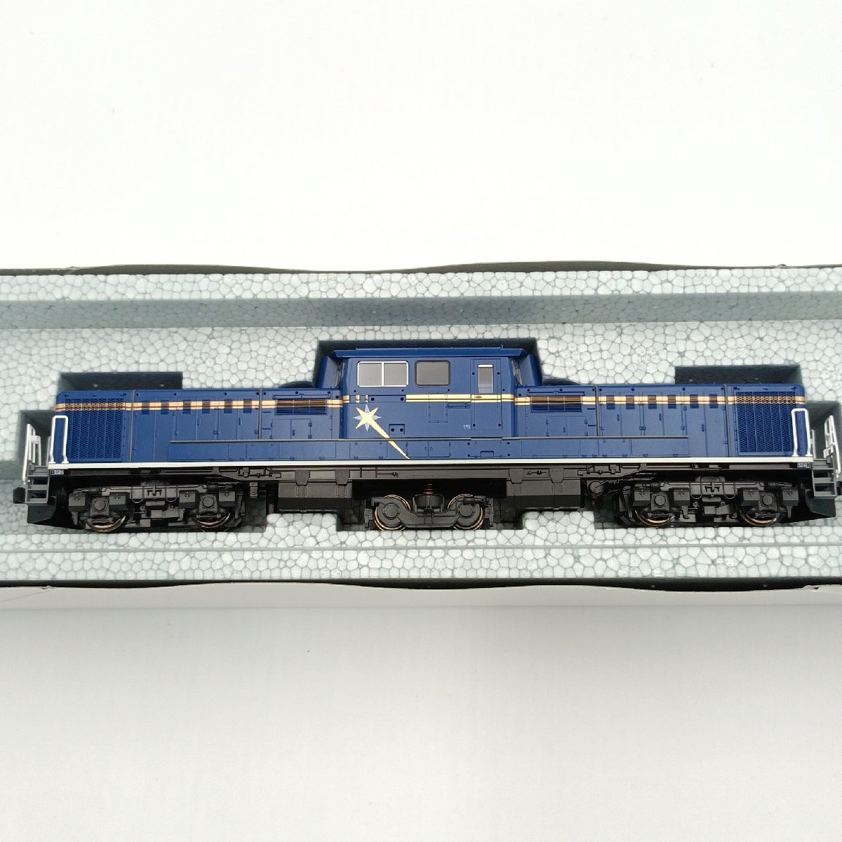 KATO HOゲージ [1-704]DD51 北斗星色 /ディーゼル機関車[梱0.1]