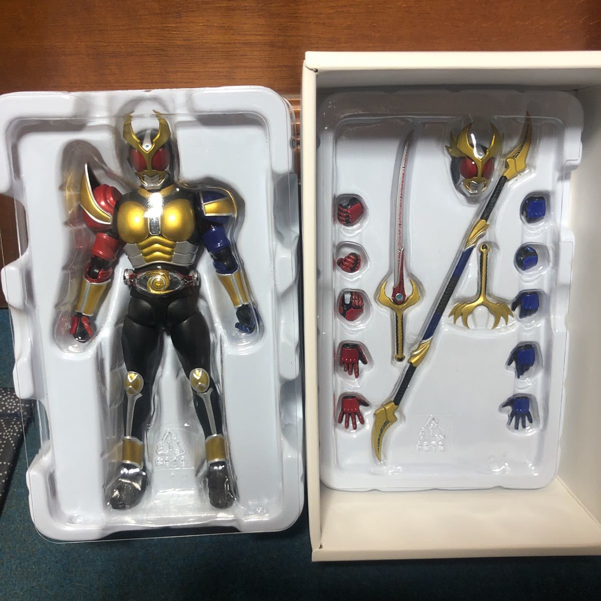 S.H.フィギュアーツ S.H.figuarts 真骨彫製法 仮面ライダーアギト 