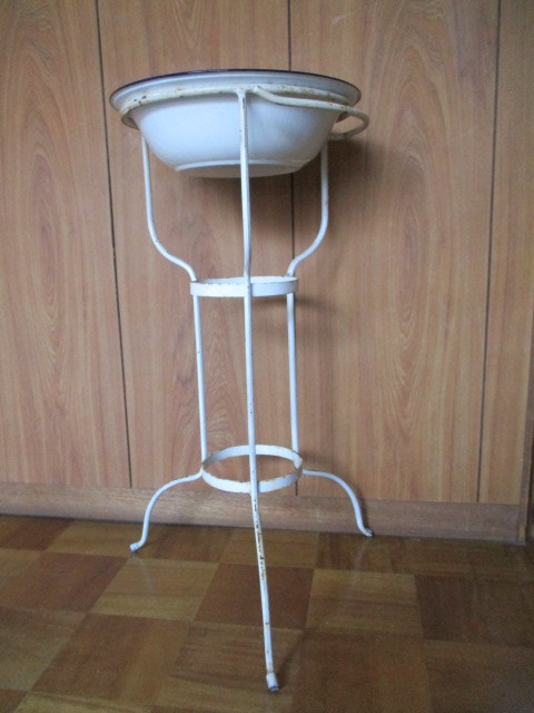 ホーロー琺瑯洗面器スタンドウォッシュスタンド手洗いガーデニング植物 