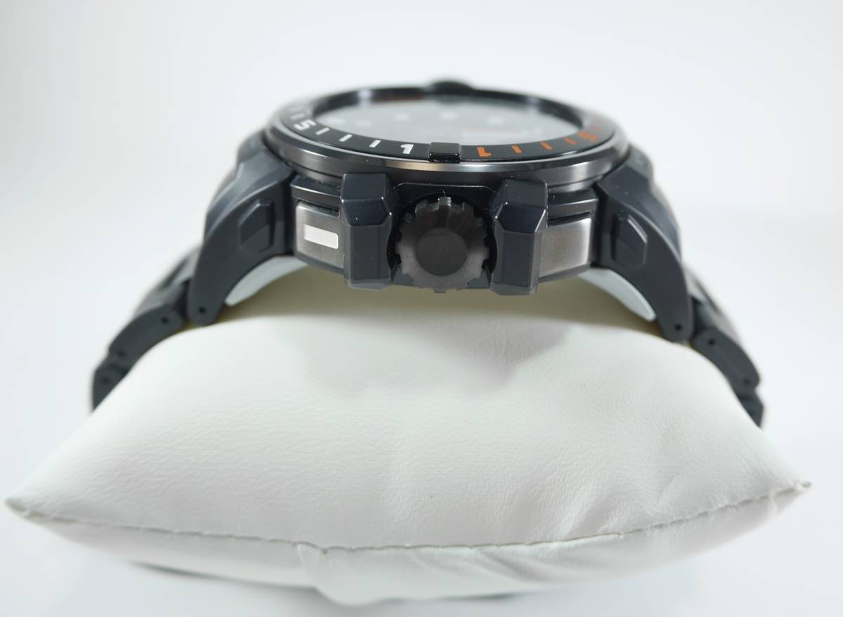 ☆未使用☆カシオ◇G-SHOCK ガルフマスター 正規品 GWN-Q1000MC-1AJF 