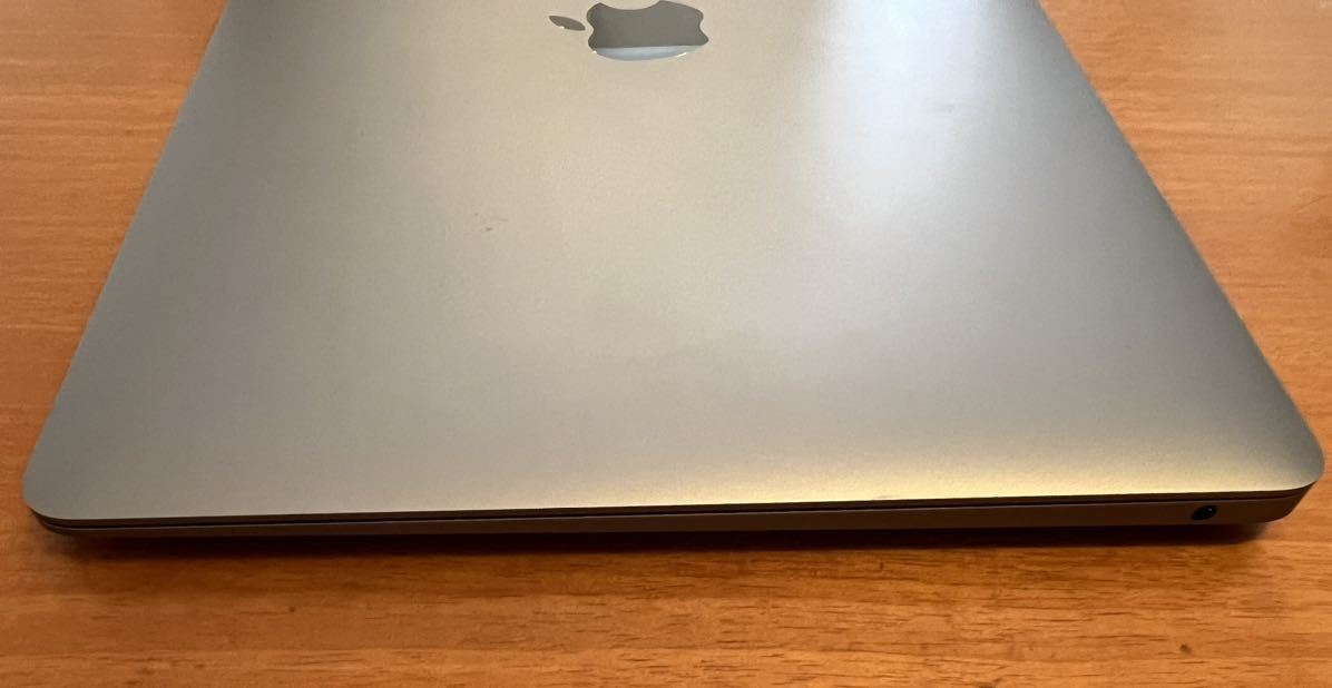 MacBook Air M1チップ 256GB 8G 2020モデル バッテリー100% 美品 使用