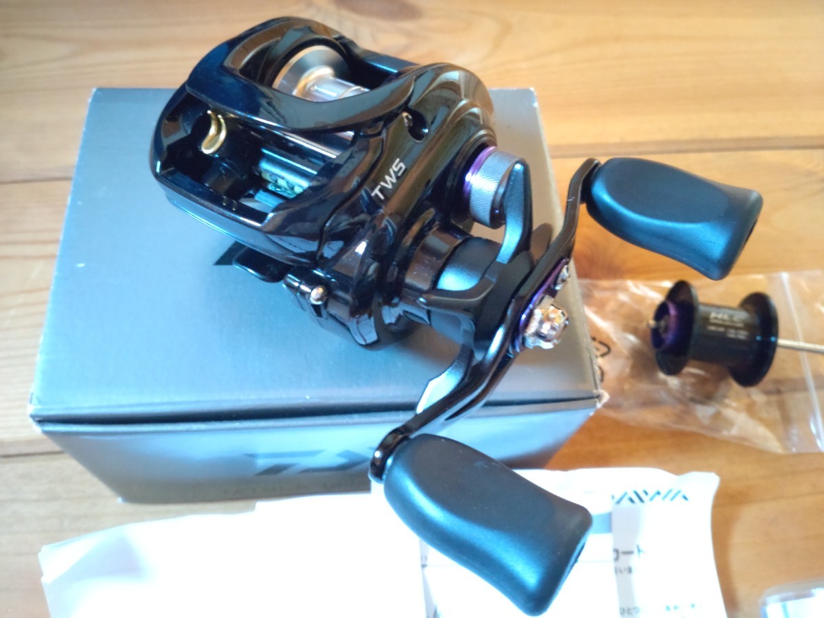 ダイワ タトゥーラ 103 XHL TW HLCスプール付