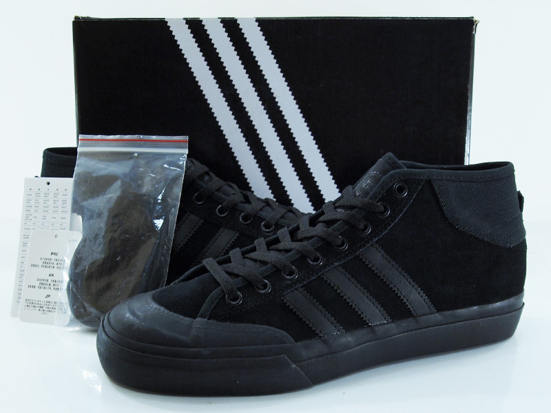 新品 26.5cm adidas skateboarding MATCHCOURT MID ADV マッチコート ミッド スニーカー 黒 ブラック アディダス スケートボーディング F