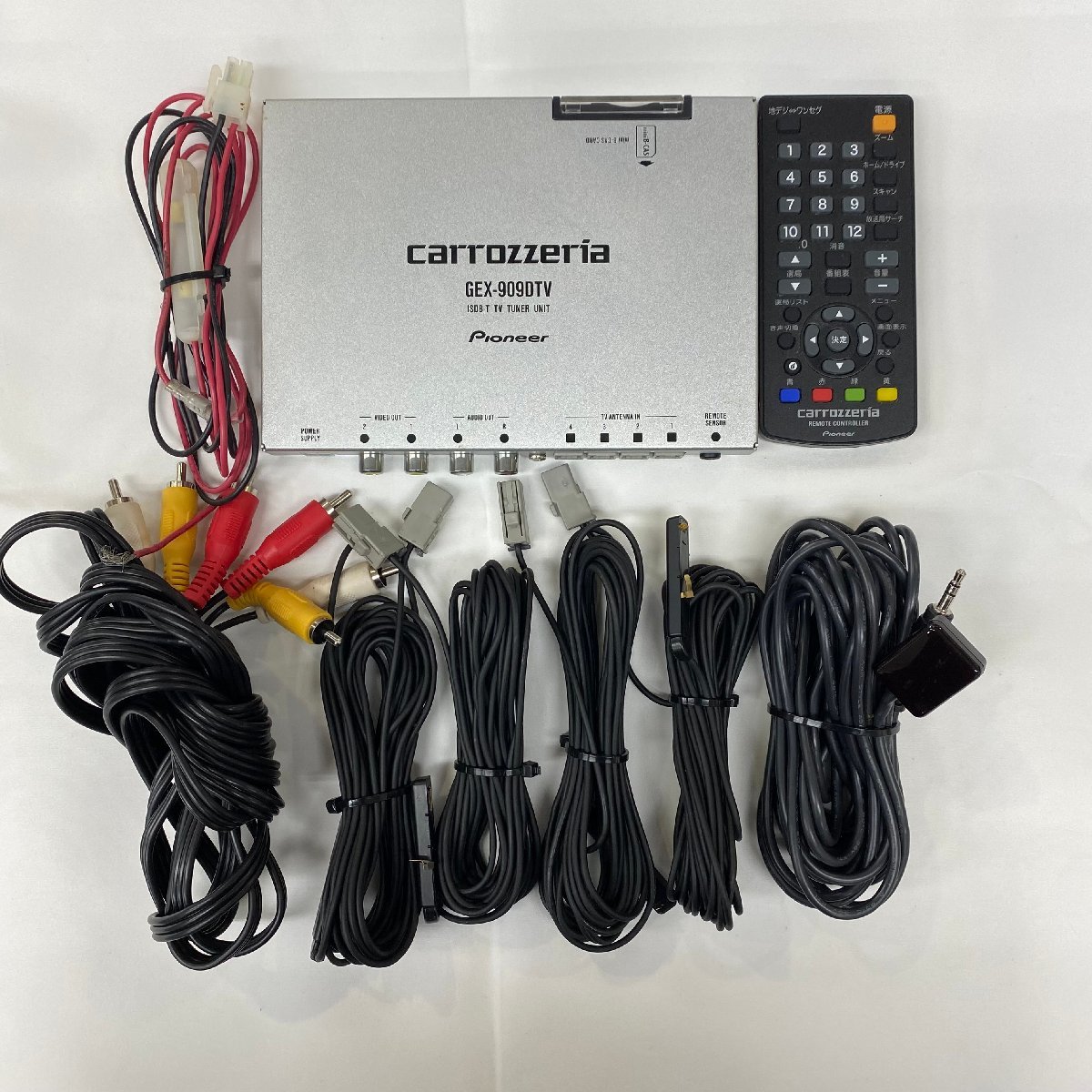 BMW F20 F30などAVインターフェース AIT-BM05-BIF-N ＋ カロッツェリア