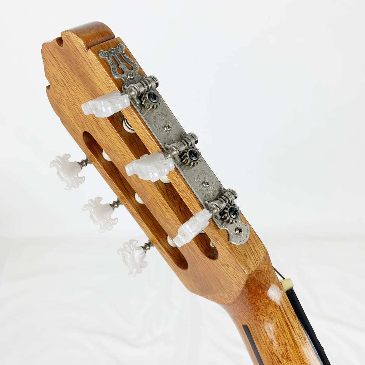 HR0351 現状品 TAKEHARU GUITAR タケハルギター GT-200 クラシック 