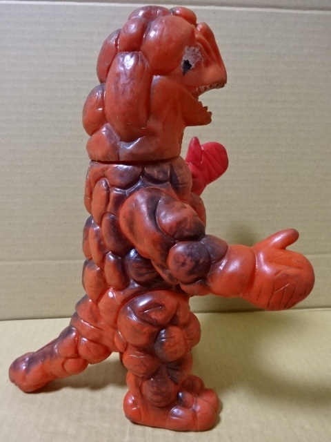 ブルマァク シュガロン・磁石Ver ソフビ 21cm 帰ってきたウルトラマン