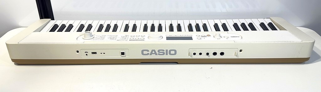 中古楽器 カシオ 光ナビゲーションキーボード CASIO LK-526 2022年式