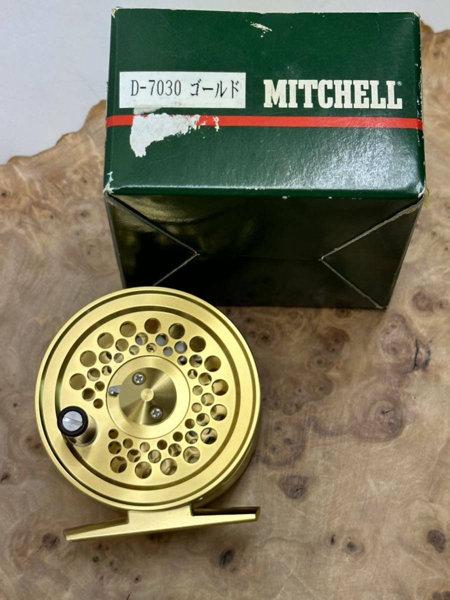 フィッシング 希少 ミッチェル フライリール MITCHELL D-7030 ゴールド