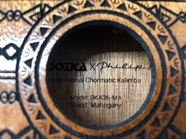 【中古品】MOOZICA×Philip K　クロマティックカリンバ　BKA-36 MA　素材：マホガニー　(管理番号：049112) K Philip Moozica (管理番号：049112) 素材：マホガニー ピアノ配列