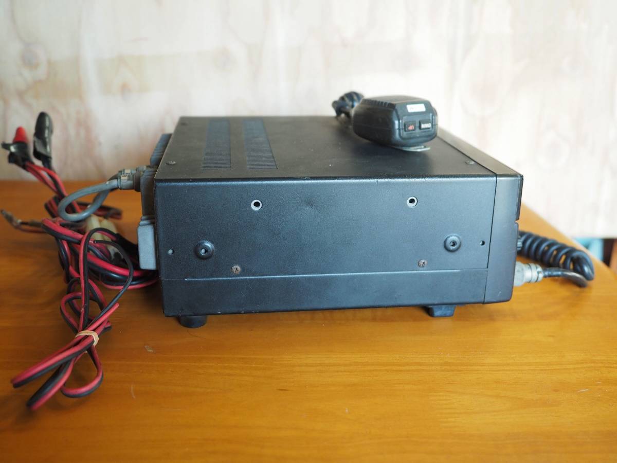 ICOM IC-821 144MHz⁄430MHz オールモードトランシーバー ICOM IC-9700