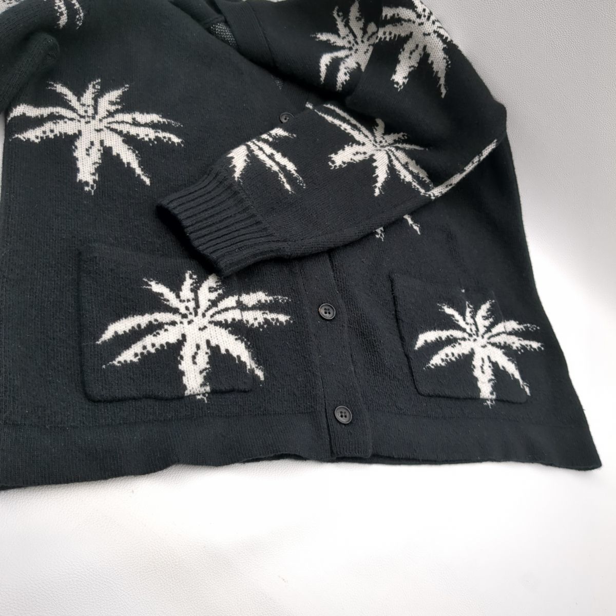 AMIRI パームツリーカーディガン ブラック×ホワイト SIZE M AMIRI パームツリーカーディガン ブラック×ホワイト SIZE M