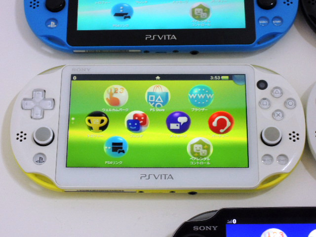 SONY PSX 本体　3台　通電のみ確認済み 通電のみ確認 】 PS Vita 2000番台×4・1000番台×1 計5台