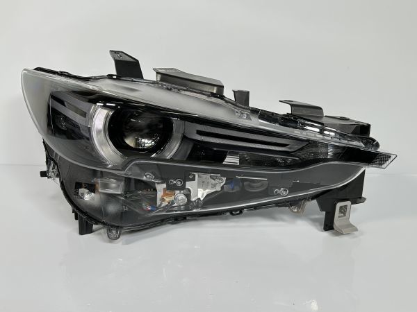 20097 極美品/破損キズなし CX-5 KFEP/KF5P/KF2P 純正 右ヘッドライト 右ライト LED K124-51-031H K124-51-030P K124-51030 W3953 ヒ
