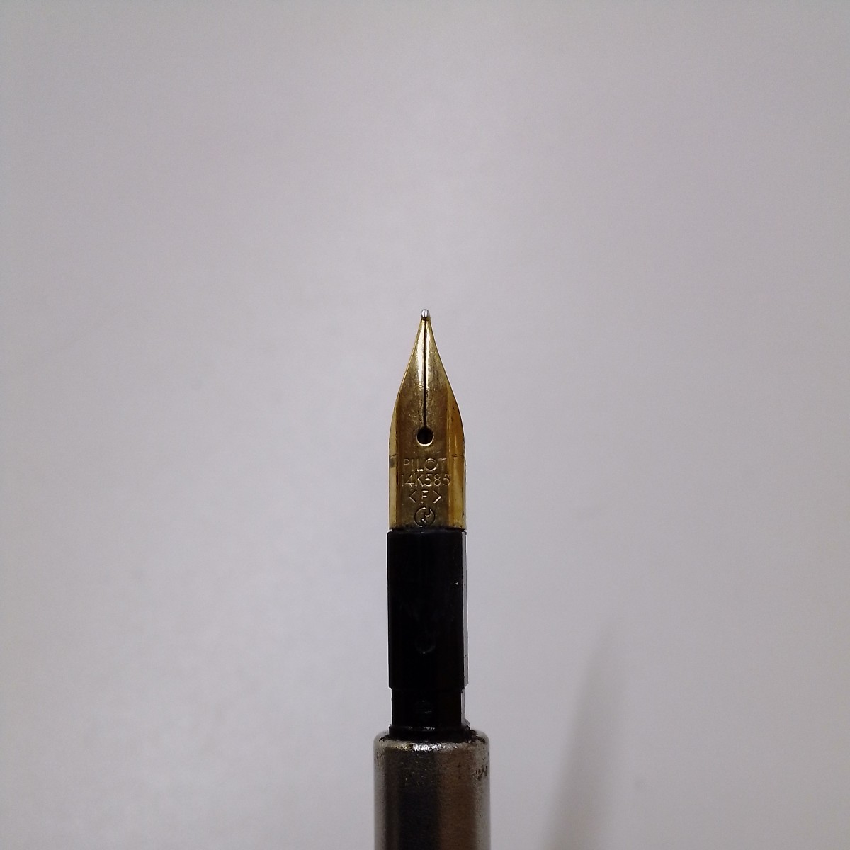 pilot capless 回転式 キャップレス キャップのないノック式