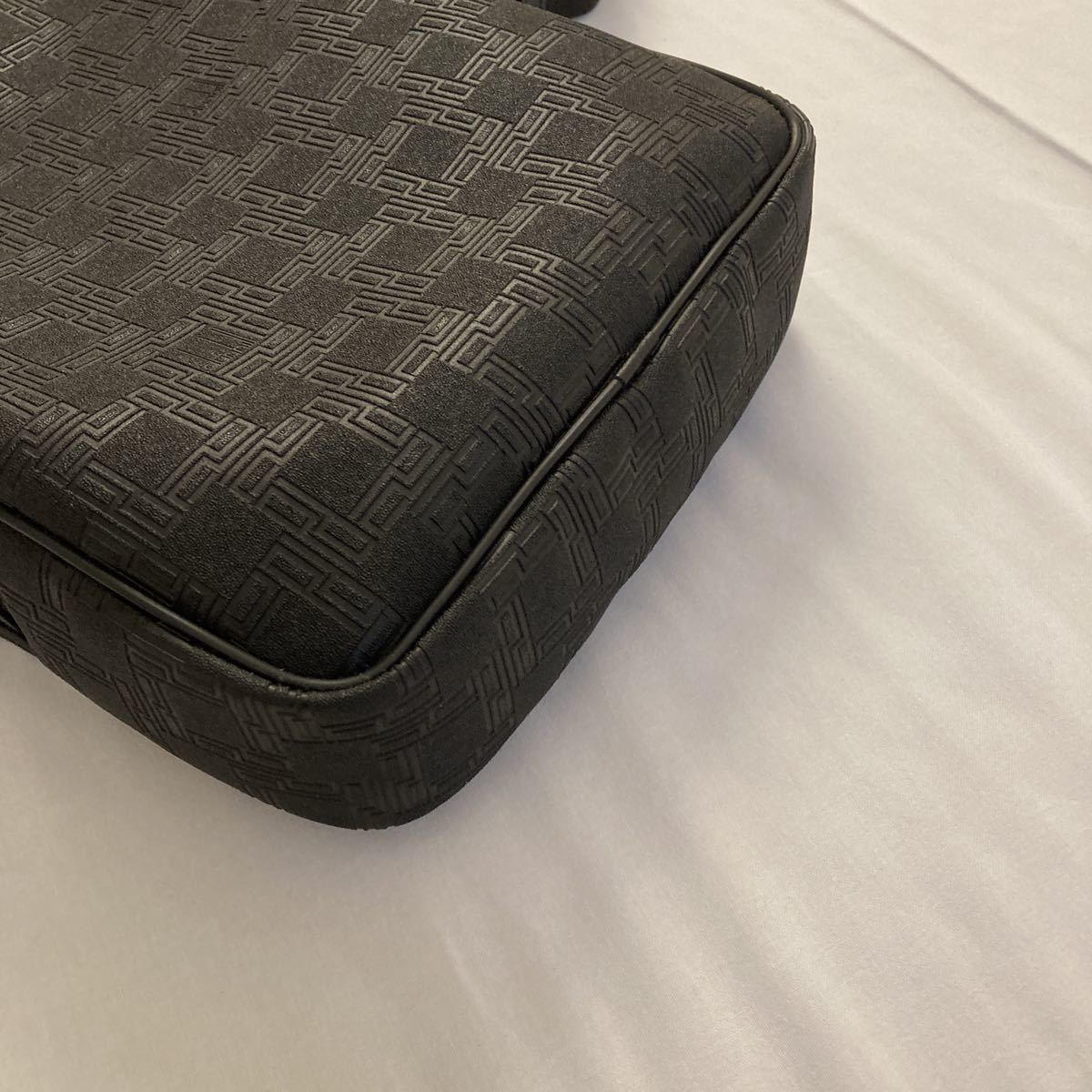 美品 ダンヒル dunhill ディーエイト D8 ショルダー クロスボディ 