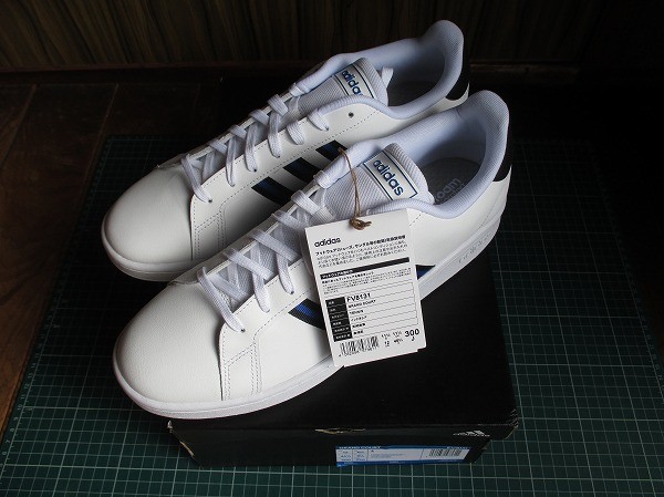 送料込 30cm(小さめ) adidas GRAND COURT FV8131 天然皮革 レザースニーカー 白(一部黒青) 本革 アディダス グランドコート