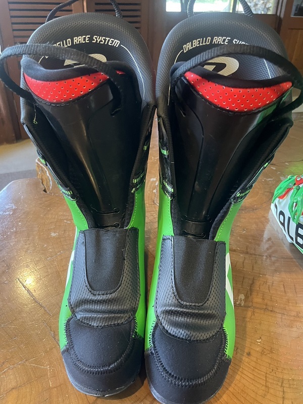 ダンベロ DRS 75 UNI24〜24.5cmスキーブーツ（未使用品） DALBELLO