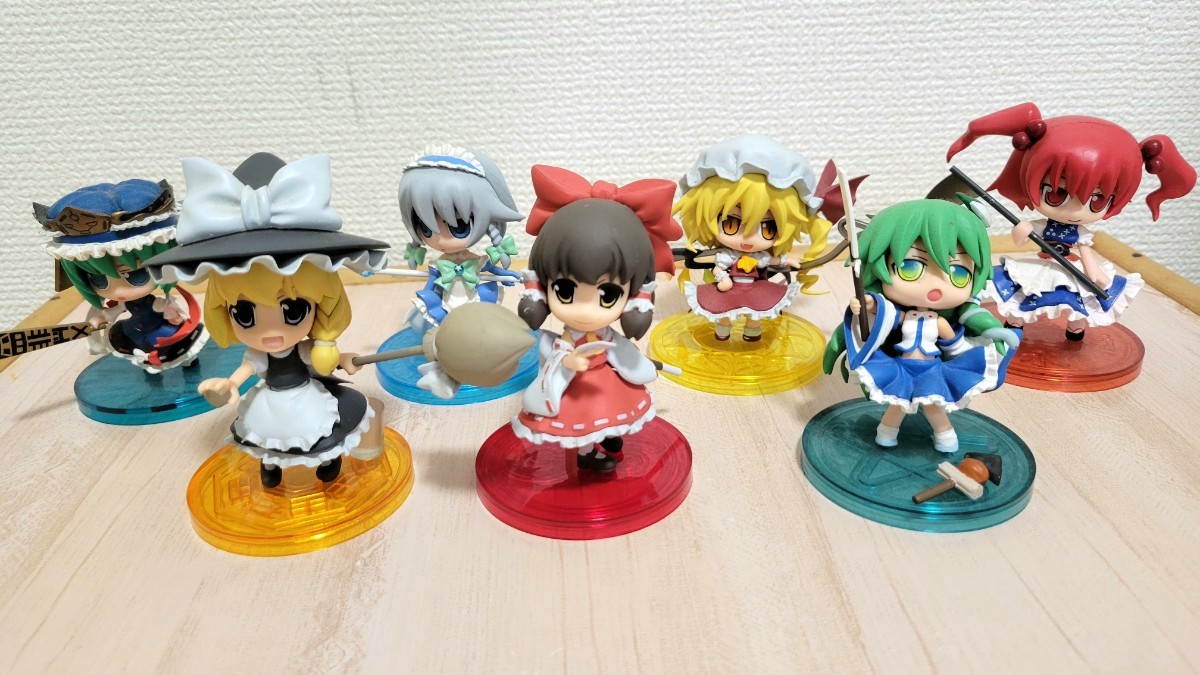 東方スーパーデフォルメシリーズ　フィギュアセット　東方project 訳あり】東方 スーパーデフォルメシリーズ 博麗霊夢 霧雨魔理沙 ピンク