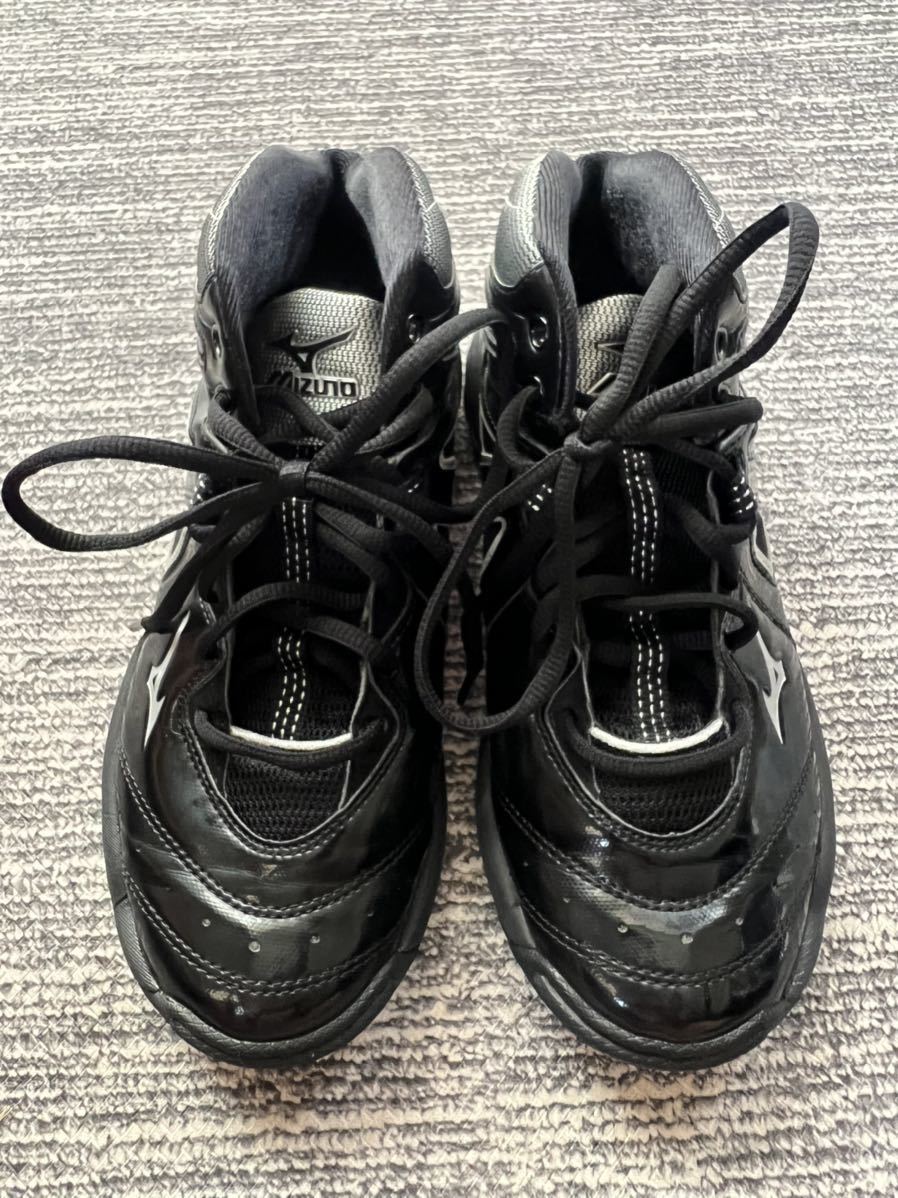 美品　使用数回ミズノ　ウェーブダイバース　ウェーブダイバーズ 23.5