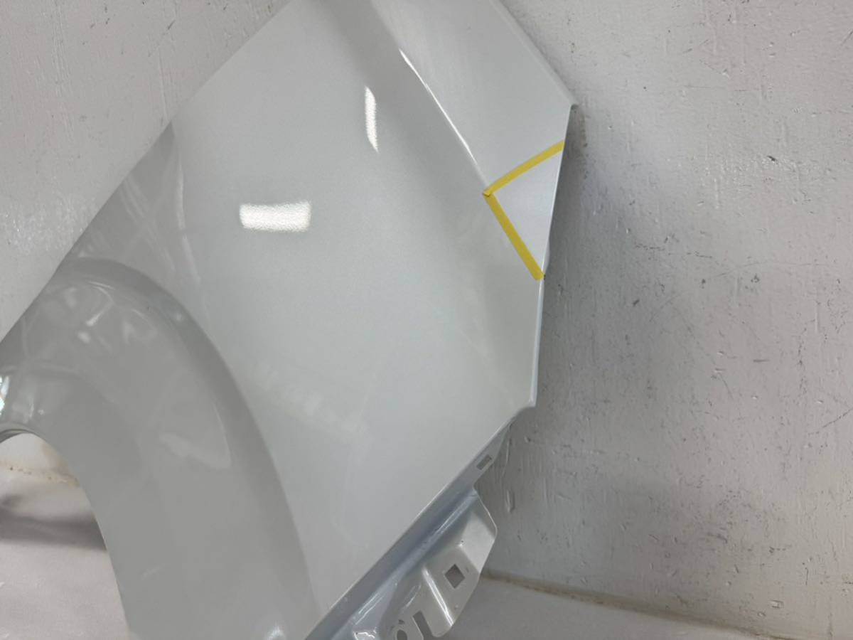 5O4 デイズ B43W 純正 フェンダー 右 パールホワイト デイズ 右 B43W フェンダーパネル フロント 即決