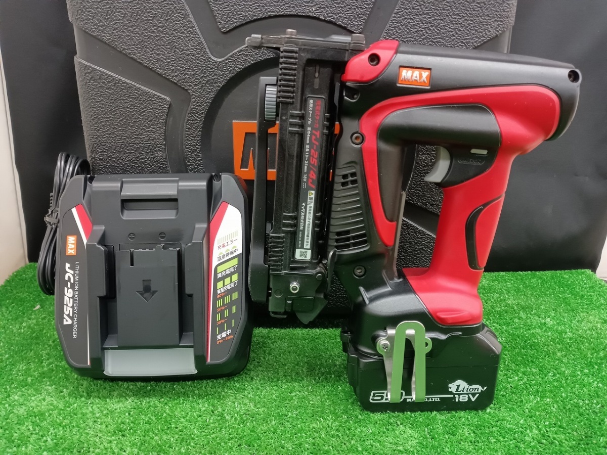 中古品 MAX マックス 18V 5.0Ah 充電式タッカ TJ-25/4J-BC/1850A