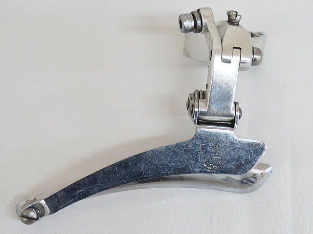 2032【カンパCレコード フロントディレイラー バンド式 未使用 未装着】自転車 パーツ 部品