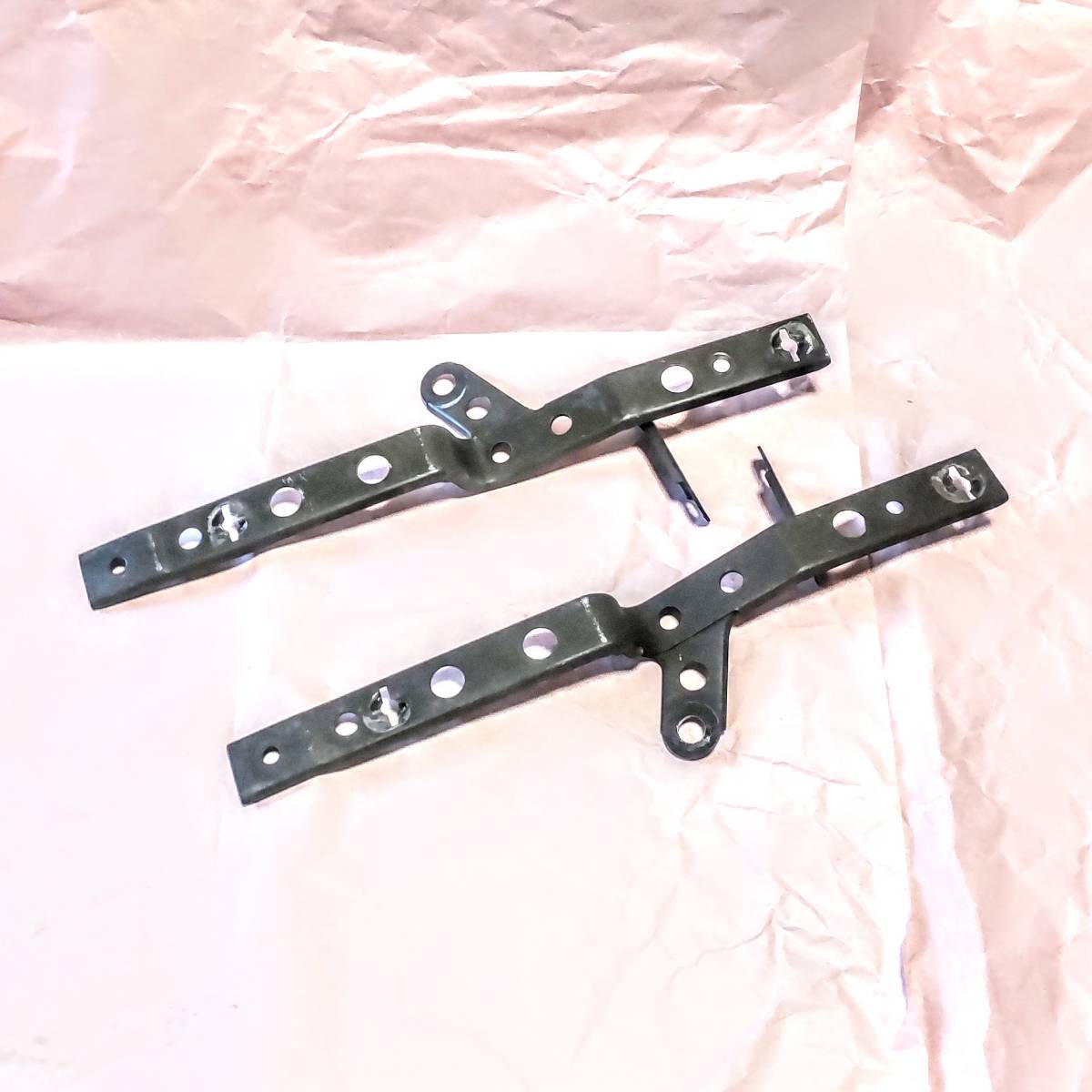 RG400γ　良品　カウリング　ステー　ブラケット　ロア　カウル ステー　ガンマ400　500ガンマ　ホルダー　タンク　フレーム　アンダー