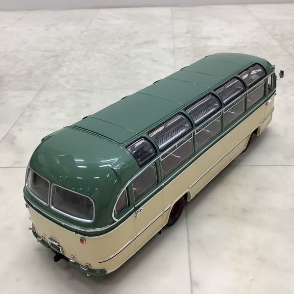 ミニチャンプス 1/43 メルセデスベンツ O 3500 バス