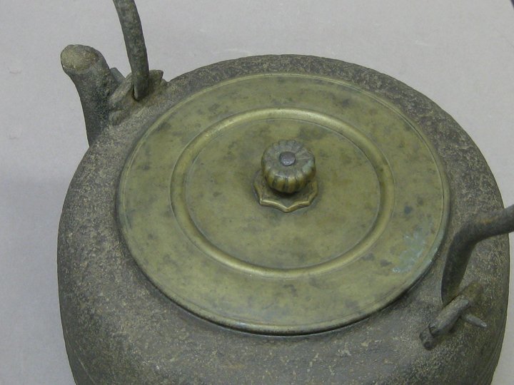 龍文堂造 鉄瓶 茶道具 煎茶道具 摘 欠損 ジャンク品 工芸品 鉄製