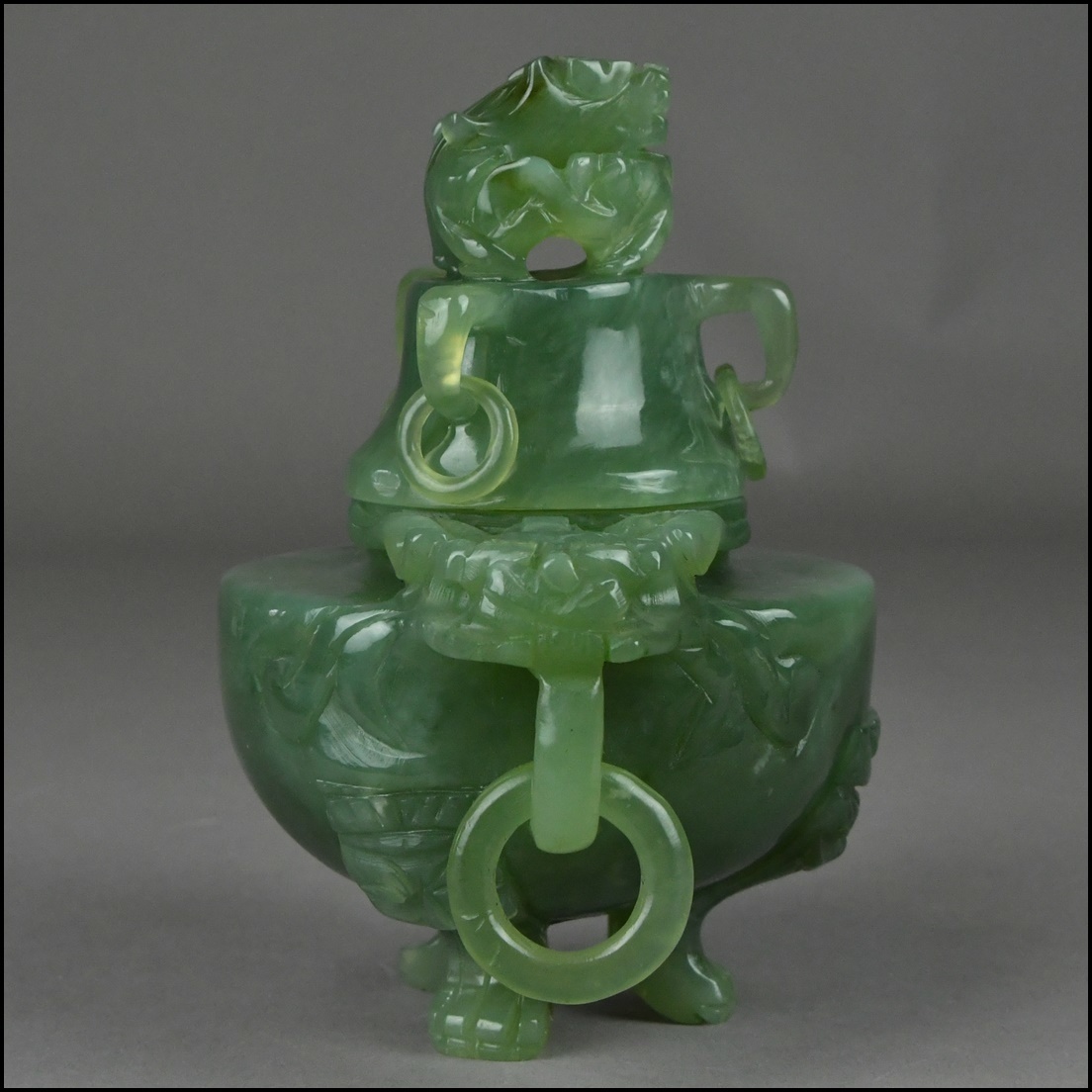 中国美術 唐物 翡翠 玉石製 獅子摘遊環耳付三足香炉 唐木台 香道具 A