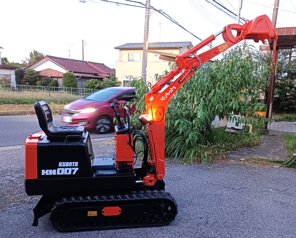 KUBOTA・クボタ・KH‐007・553時間・ゴムキャタ新品、シート新品 