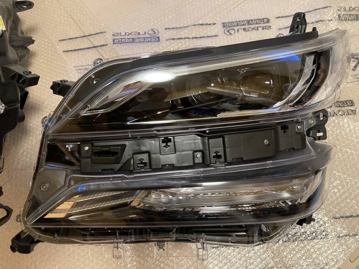 30系 ヴェルファイア ヘッドライト 左右セット 高品質 美品 30系 ヴェルファイア ヘッドライト 左右セット 高品質 美品