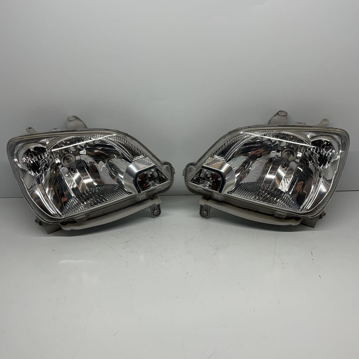 BRZ 86 社外？ヘッドライト 前期 ZN6 左右セット 中古 ジャンク 【公式